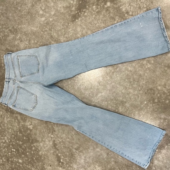 Women's Light Blue Jeans - Picture 3 of 3